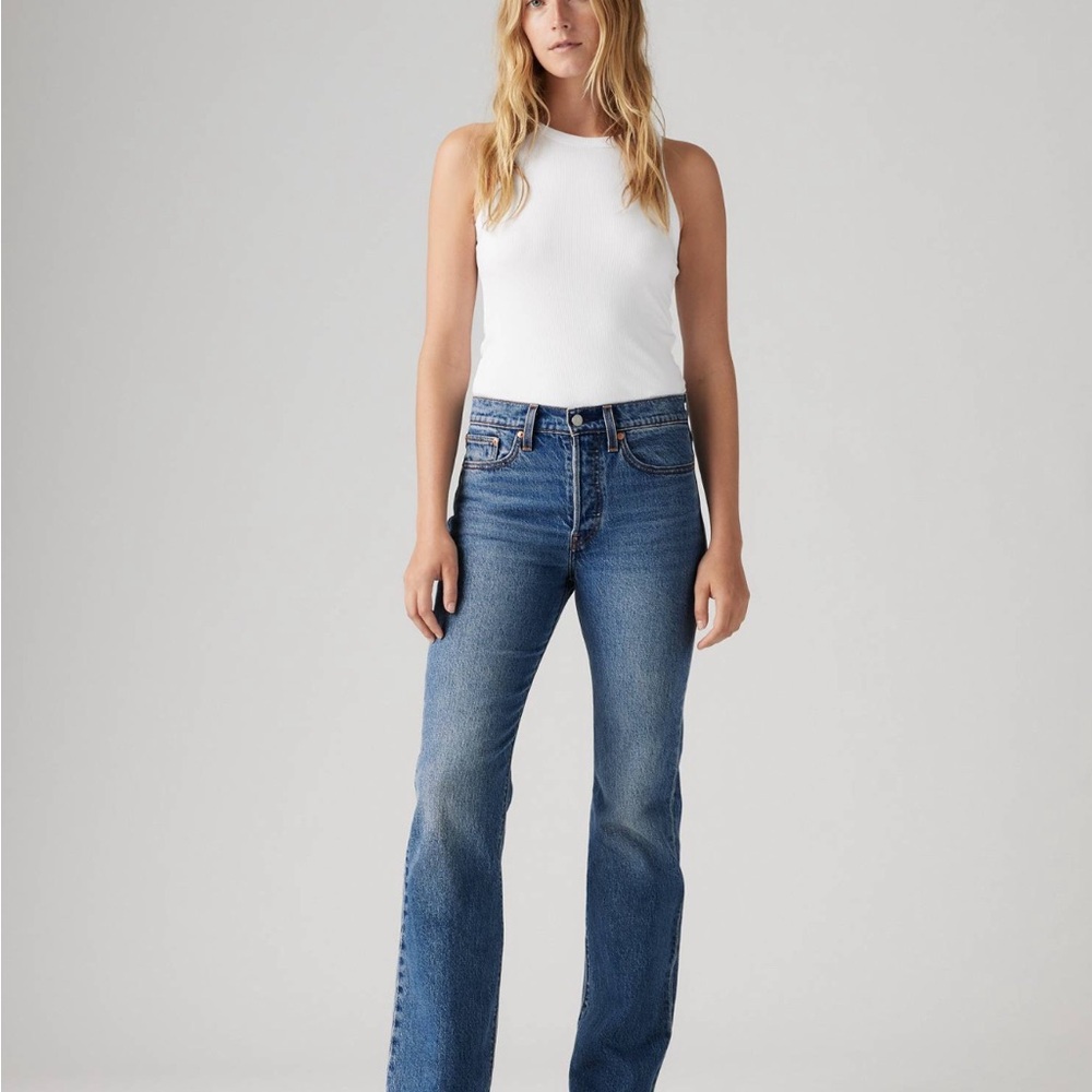 Women’s Blue Levi Jeans
